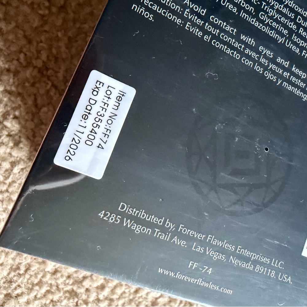 Forever Flawless 24K Gold Series Mask - Picture 5 of 5